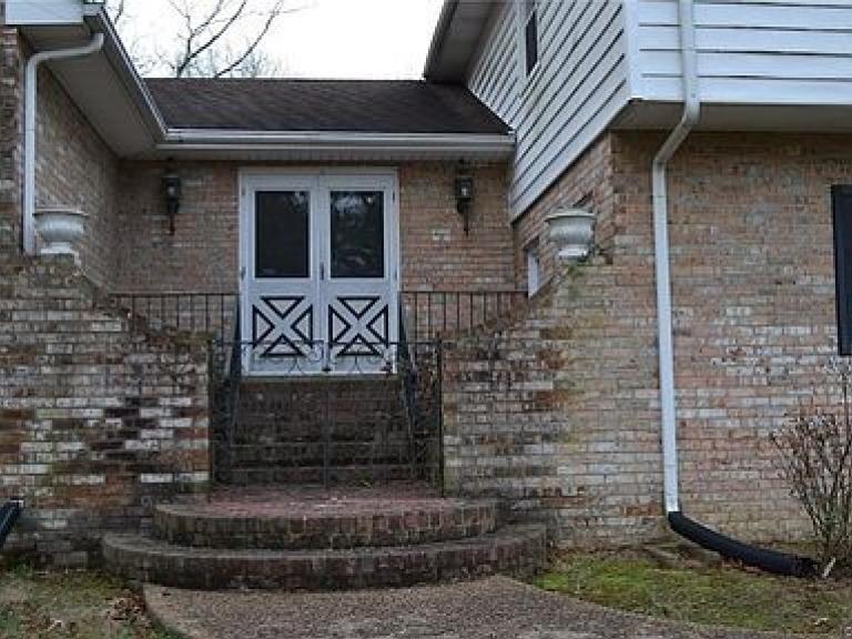 Image for {bw_title}