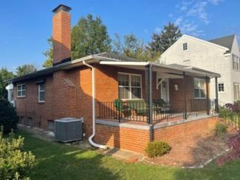 Image for {bw_title}