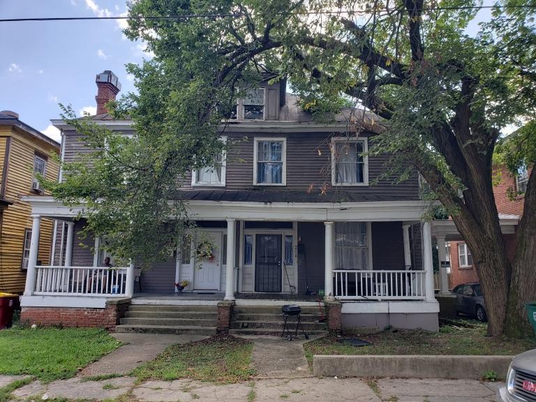 Image for {bw_title}