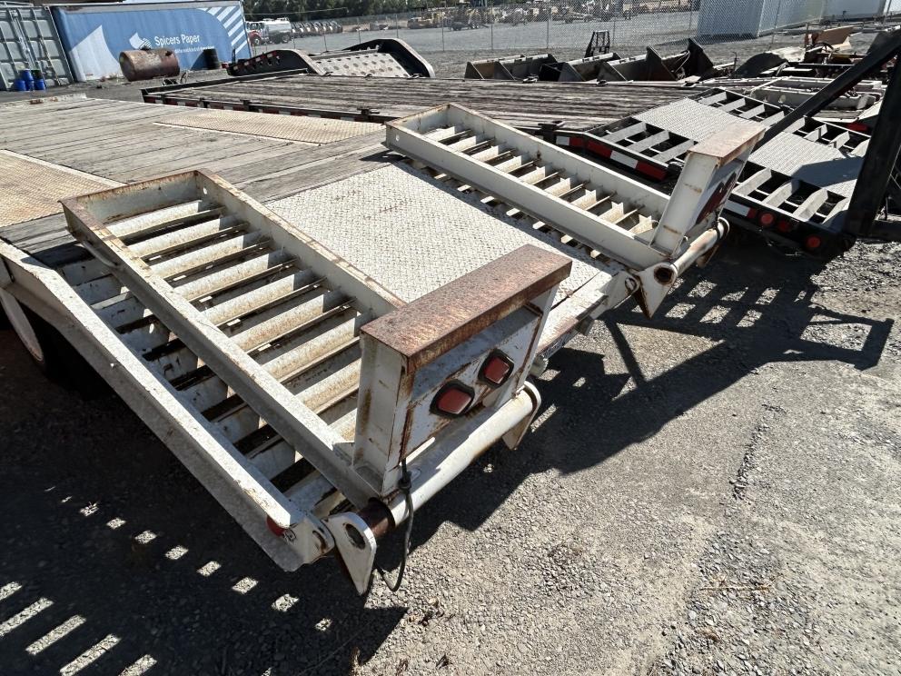 Image for 1989 Zieman 24 Ft x 8 Ft T/A Equipment Trailer