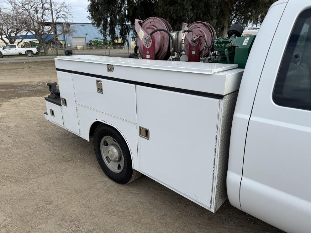 Image for 2005 Ford F-250 Extended Cab Service Truck
