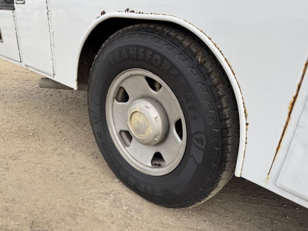 Image for 2005 Ford F-250 Extended Cab Service Truck