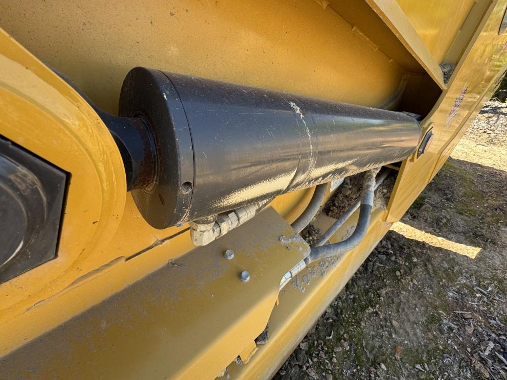 Image for 2022 Ashland 3013E Pull Type Scraper