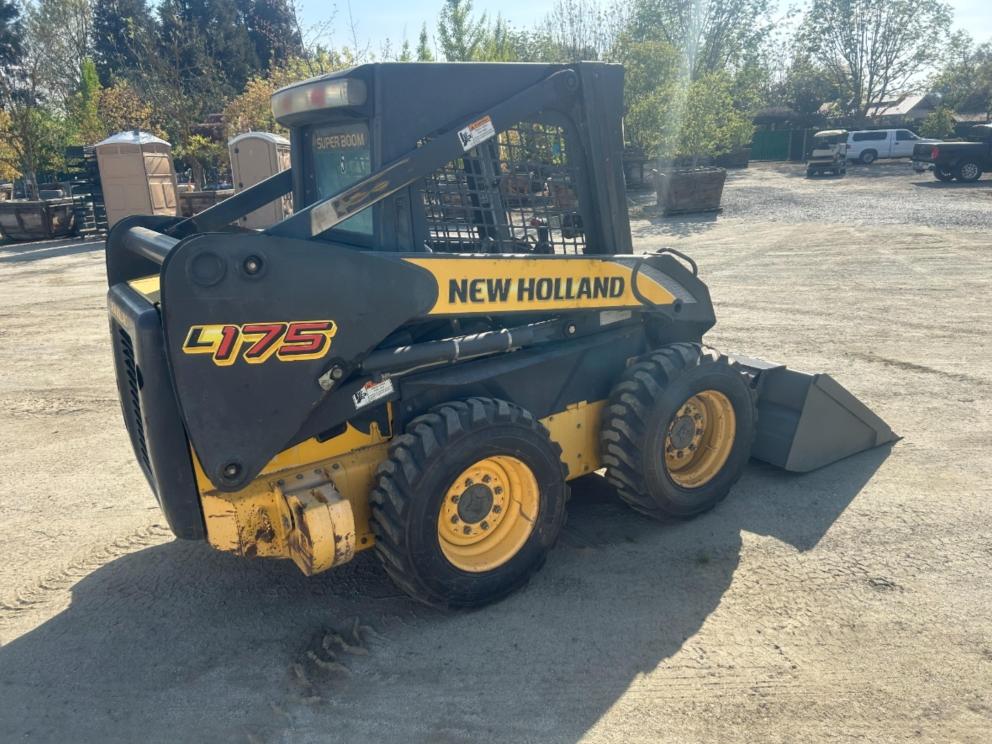 Image for 2008 New Holland L175 Skid Steer Loader