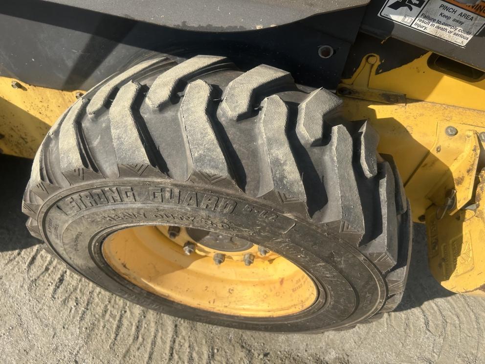 Image for 2008 New Holland L175 Skid Steer Loader