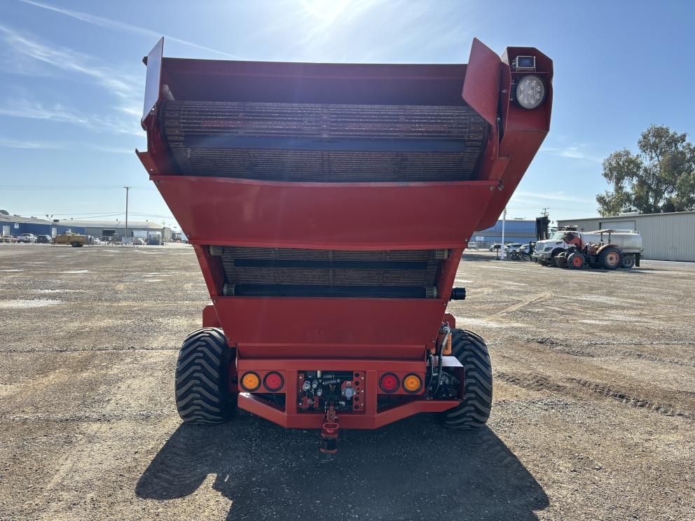 Image for 2021 Flory 8770 Harvester