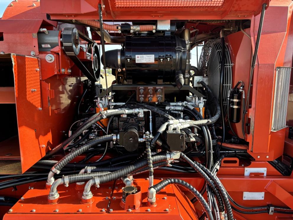 Image for 2021 Flory 8770 Harvester