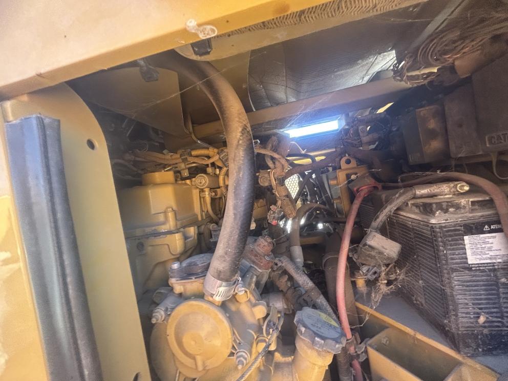 Image for 2015 Caterpillar CB44B Double Drum Roller