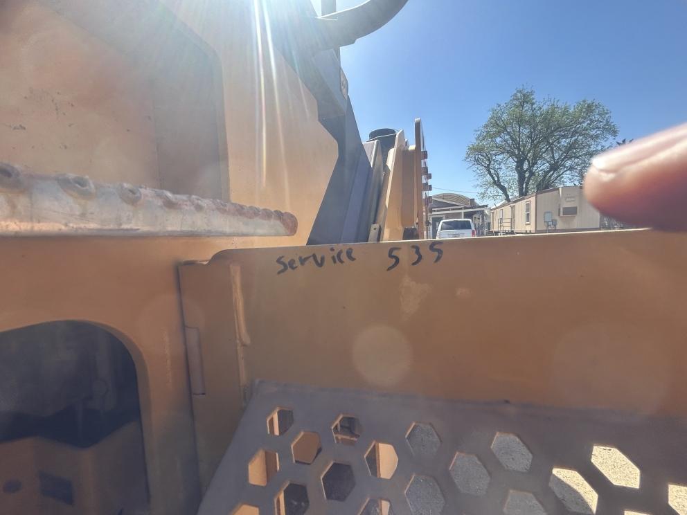 Image for 2015 Caterpillar CB44B Double Drum Roller