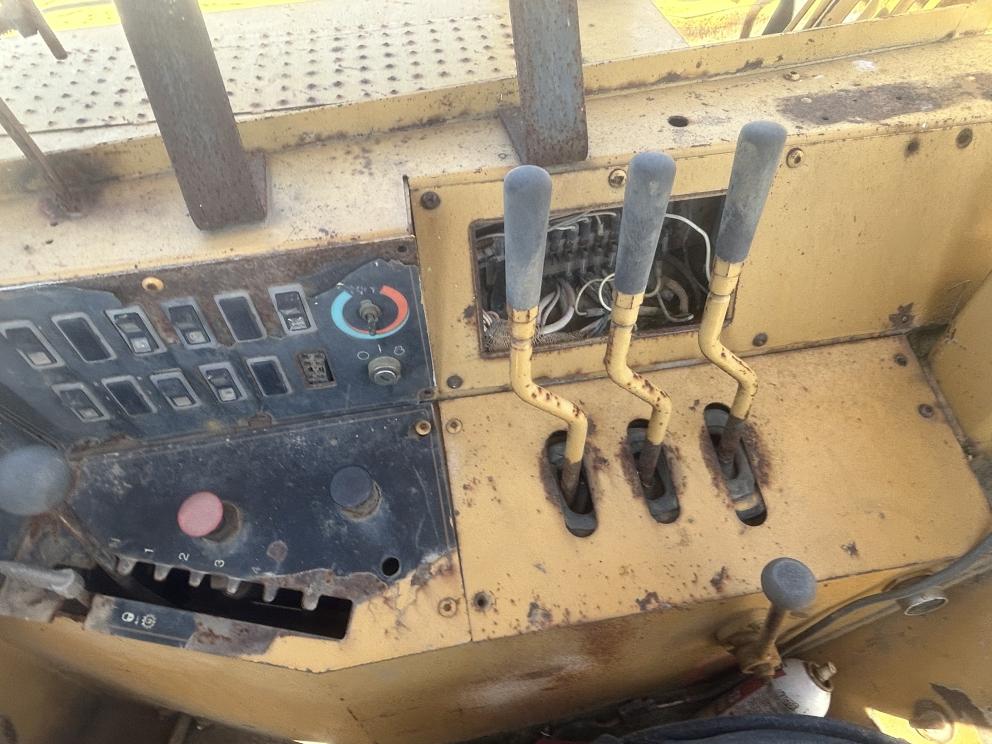Image for 1995 Caterpillar 615C Series II Elevating Motor Scraper