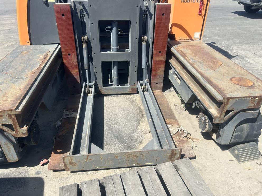 Image for 2014 HubTex DQ 80-D 4-Way Forklift