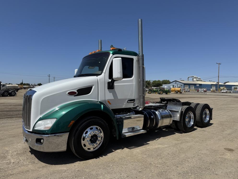 Image for 2013 Peterbilt 579 T/A Truck Tractor