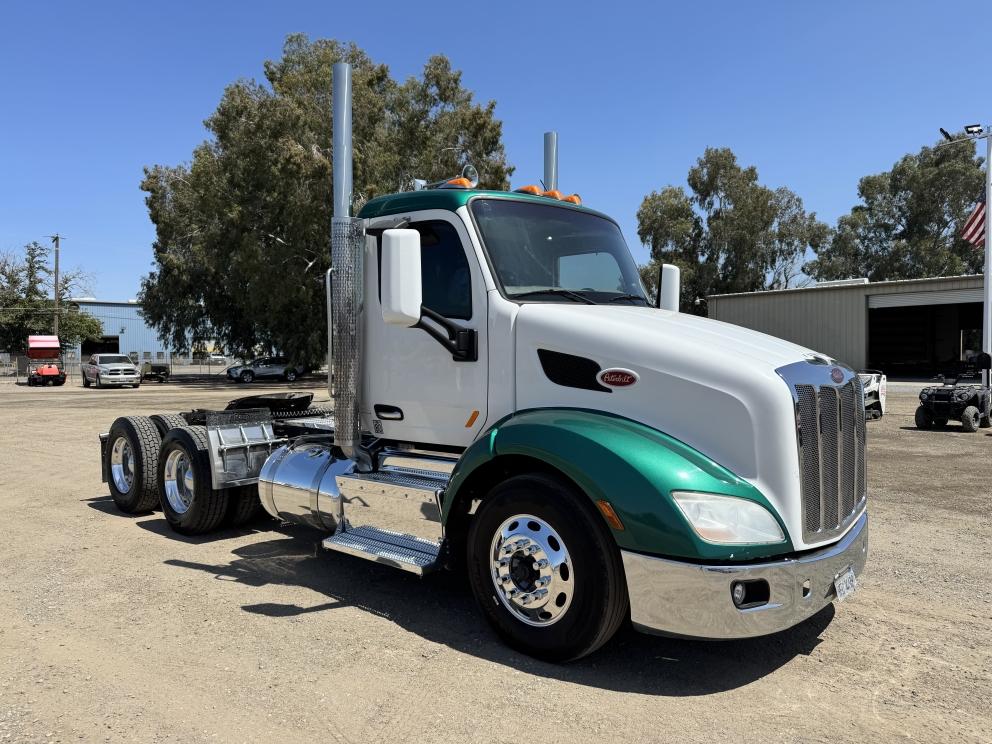 Image for 2013 Peterbilt 579 T/A Truck Tractor