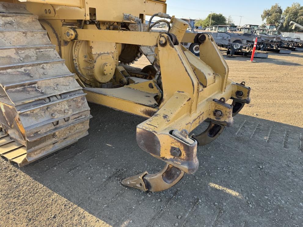 Image for 2012 Cat D6T XW