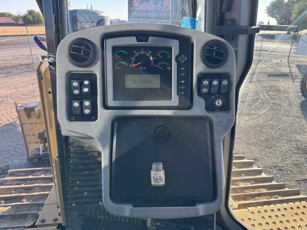 Image for 2012 Cat D6T XW