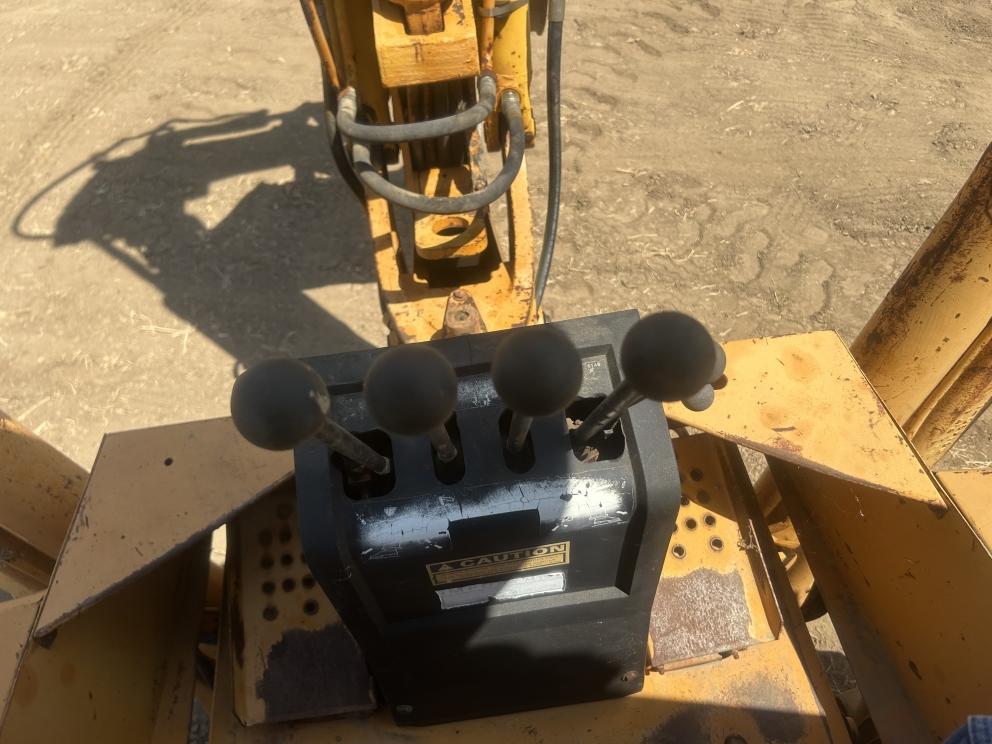 Image for 1983 Case 580D Loader Backhoe