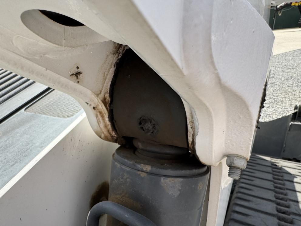 Image for 2020 Bobcat T870 Tracked Skid Steer