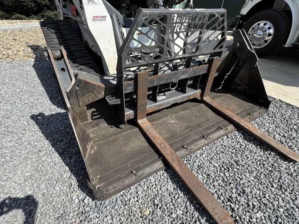 Image for 2020 Bobcat T870 Tracked Skid Steer