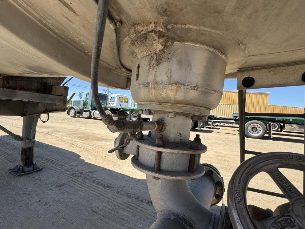 Image for 1979 Polar 6200 Gal T/A Stainless Tanker