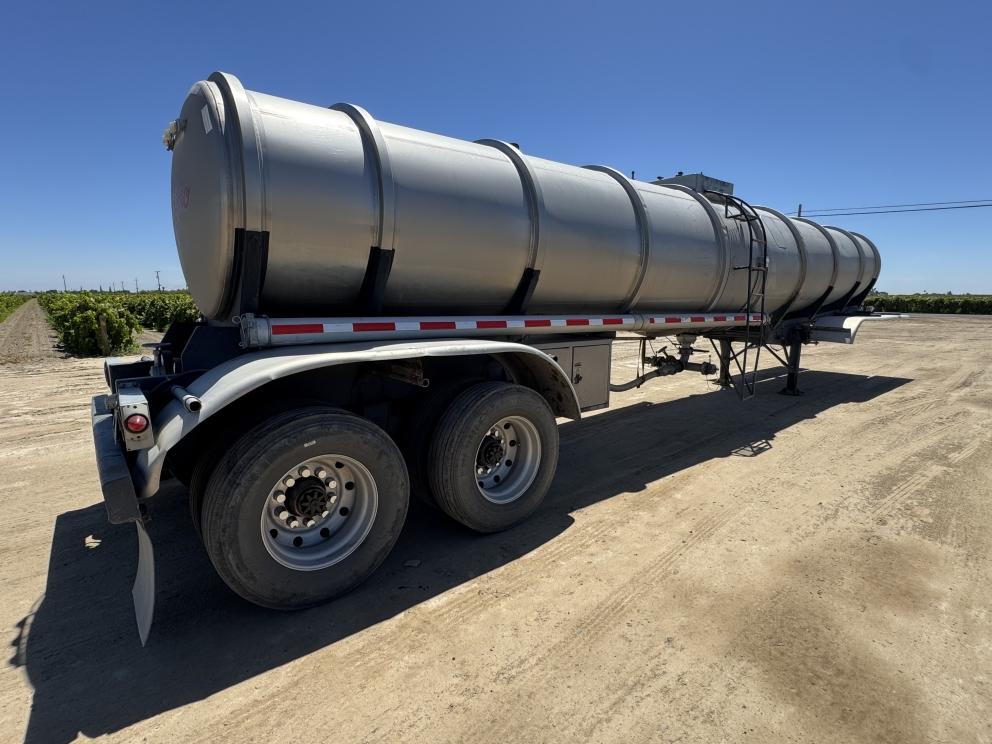 Image for 1979 Polar 6200 Gal T/A Stainless Tanker