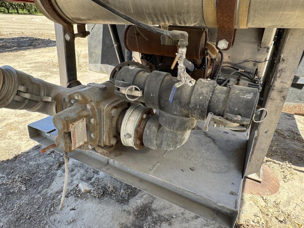 Image for 1997 Beal 6700 Gal T/A Stainless Tanker