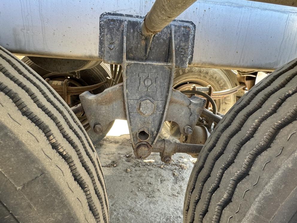 Image for 1997 Beal 6700 Gal T/A Stainless Tanker