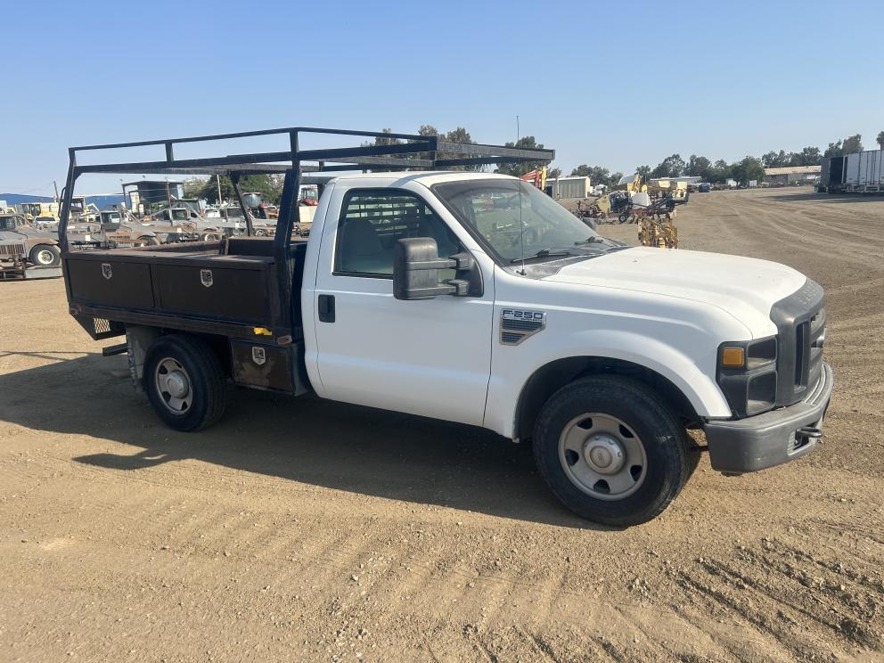 Image for 2008 Ford F-250 Flatbed Truck