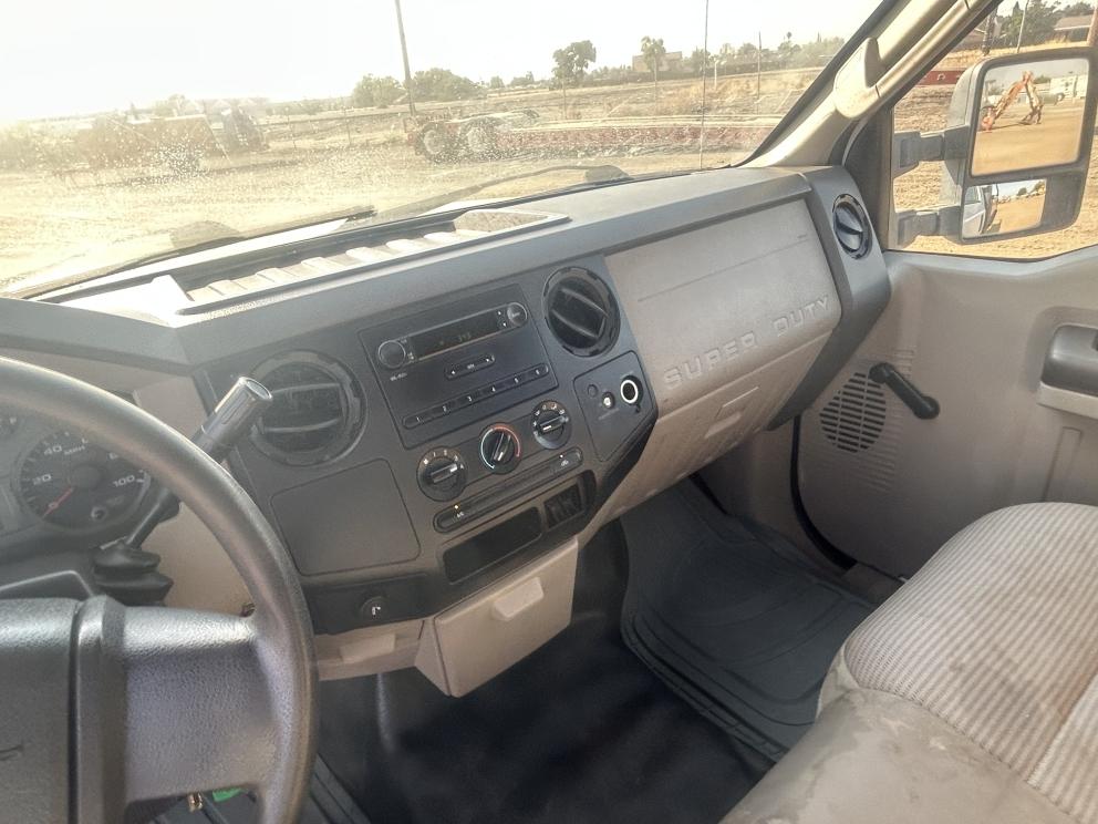 Image for 2008 Ford F-250 Flatbed Truck