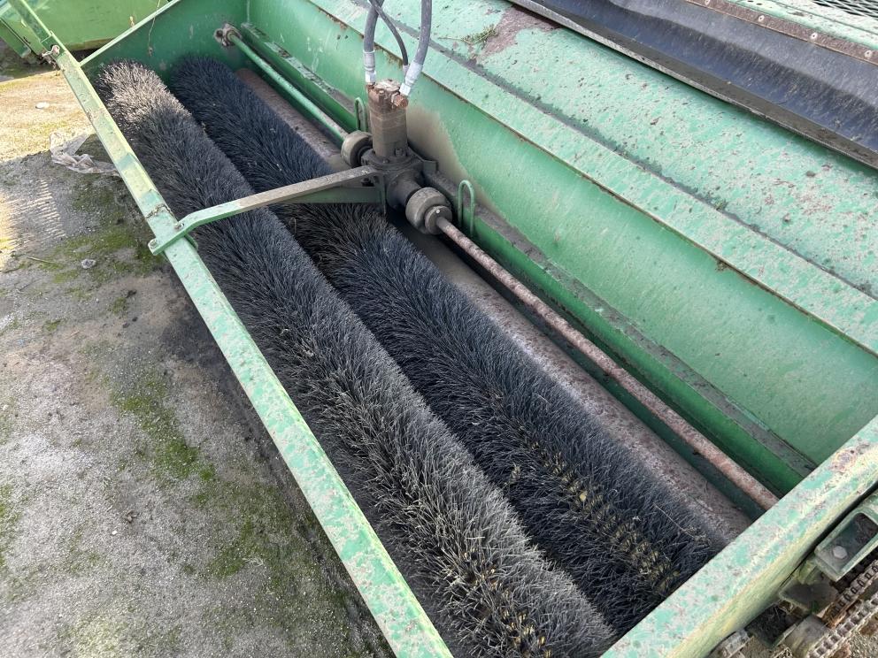 Image for Pixall PBJ87 4x4 Green Bean Harvester