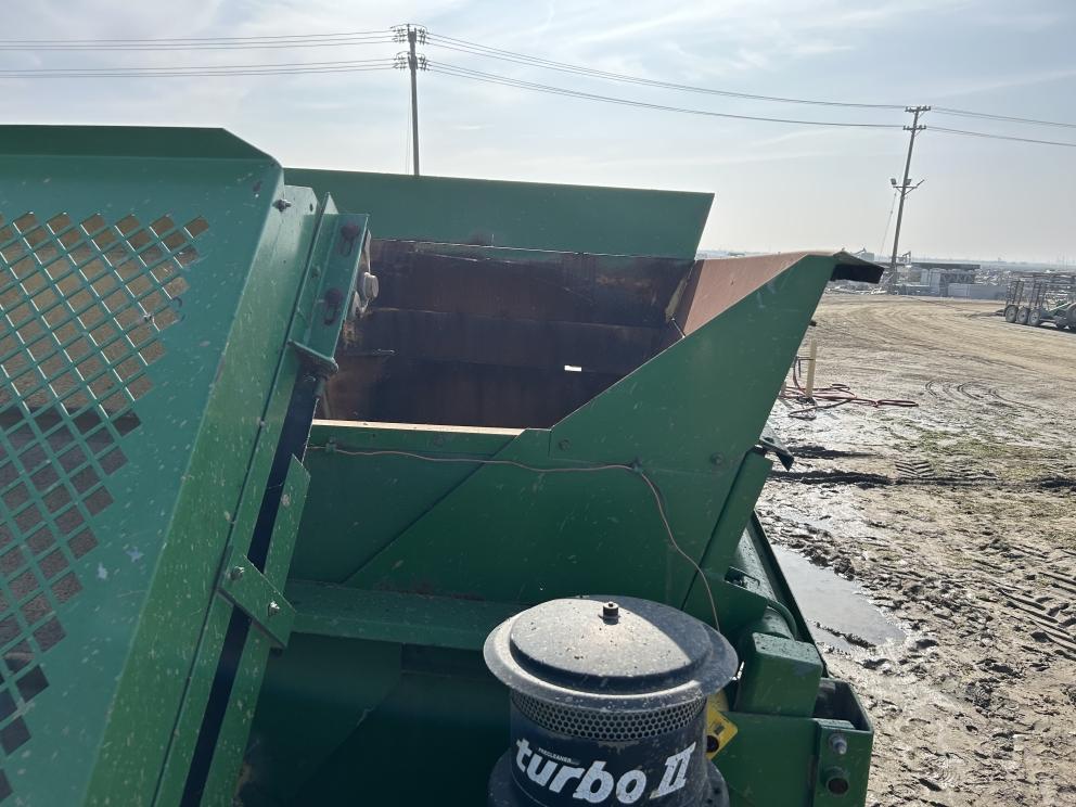 Image for Pixall PBJ87 4x4 Green Bean Harvester