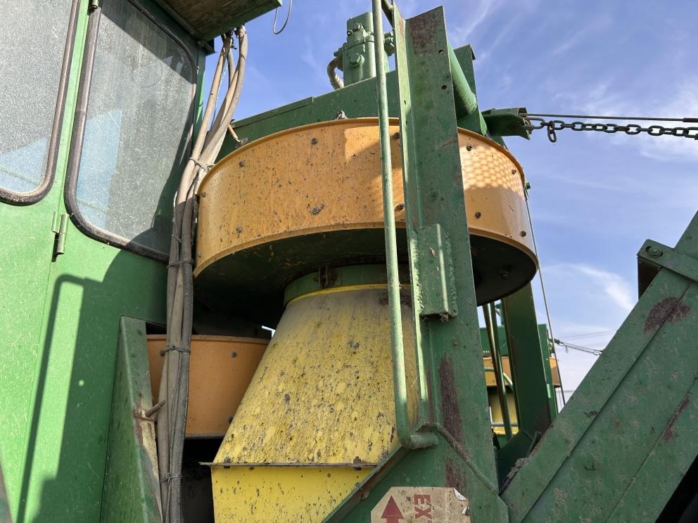 Image for Pixall PBJ87 4x4 Green Bean Harvester