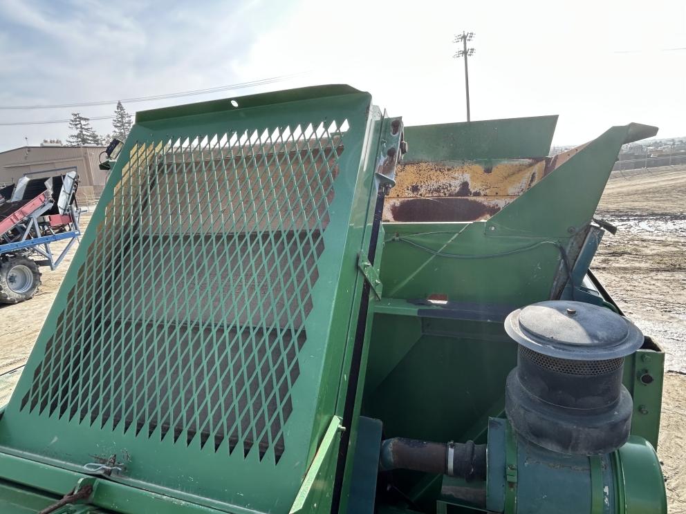 Image for Pixall PBJ90 4X4 Green Bean Harvester