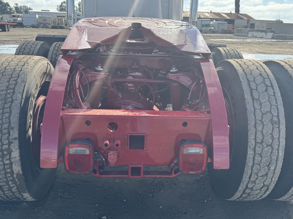 Image for 2016 Peterbilt 367 T/A Day Cab Heavy Haul Truck Tractor