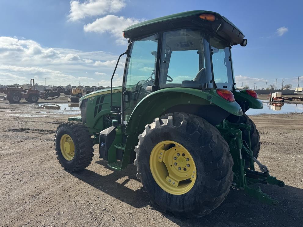 Image for 2019 John Deere 5115M Wheel Tractor
