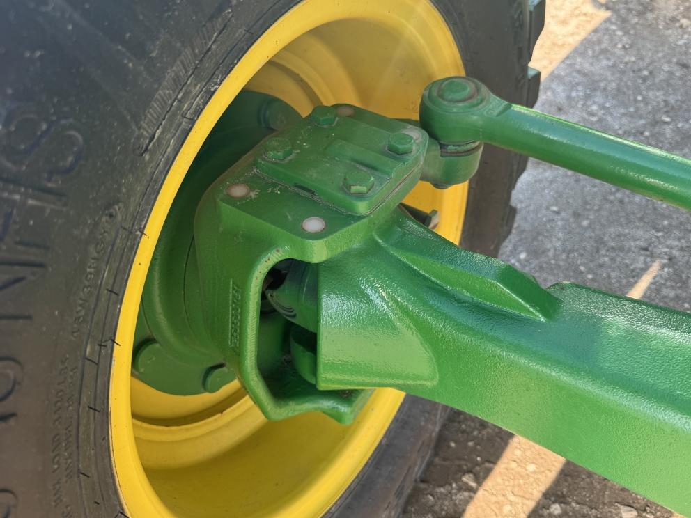 Image for 2019 John Deere 5115M Wheel Tractor