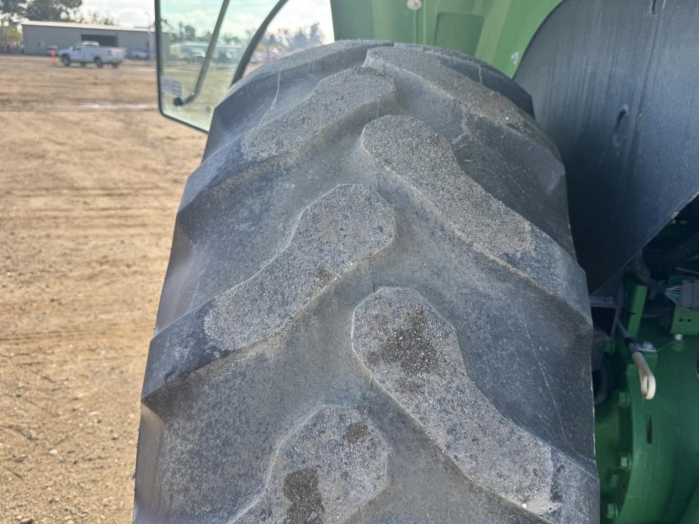 Image for 2019 John Deere 5115M Wheel Tractor