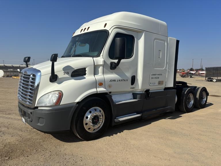 Image for 2016 Freightliner Cascadia T/A Sleeper Truck