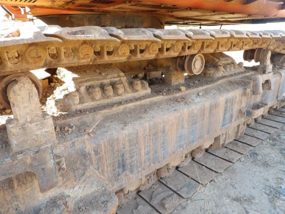 Image for 2000 Hitachi EX750-5 Excavator, Hydraulic Thumb, 60” Digging Bucket, Hours 7,795