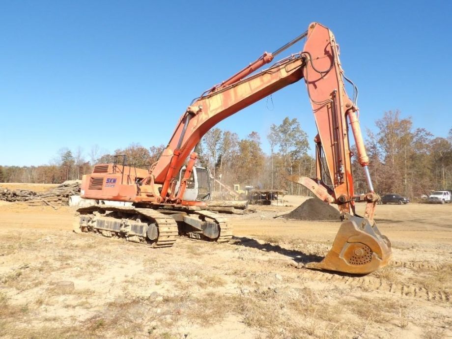 Image for 2000 Hitachi EX750-5 Excavator, Hydraulic Thumb, 60” Digging Bucket, Hours 7,795