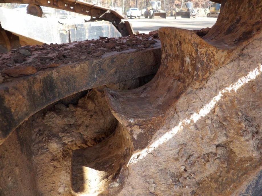 Image for 2000 Hitachi EX750-5 Excavator, Hydraulic Thumb, 60” Digging Bucket, Hours 7,795