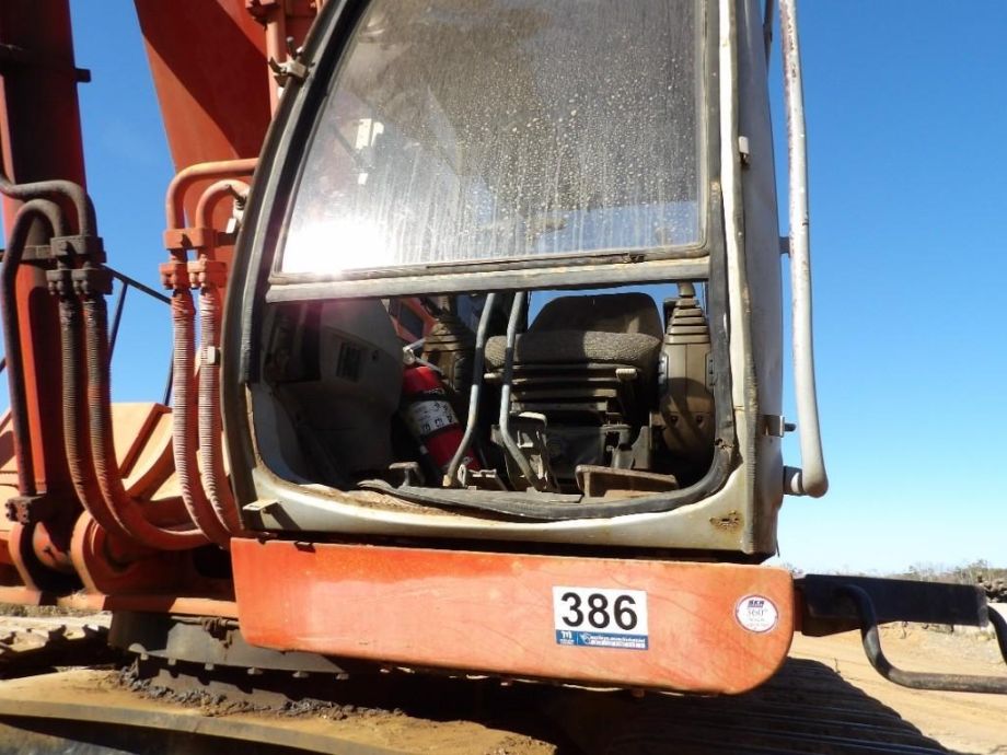 Image for 2000 Hitachi EX750-5 Excavator, Hydraulic Thumb, 60” Digging Bucket, Hours 7,795