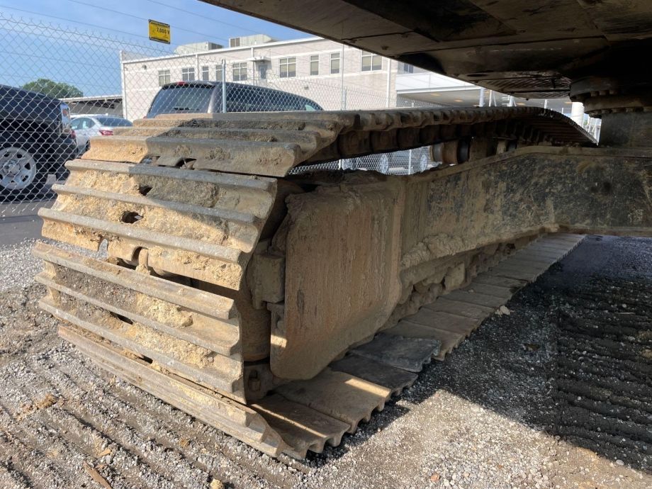 Image for 2020 Link Belt 350 X-4EX Excavator, Hydraulic Thumb, 55” Digging Bucket