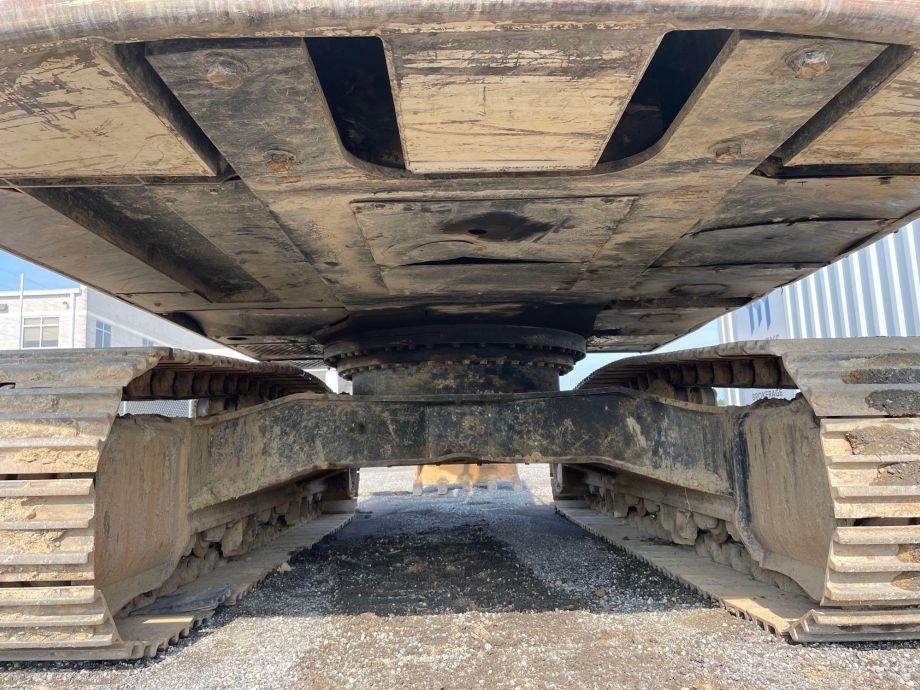 Image for 2020 Link Belt 350 X-4EX Excavator, Hydraulic Thumb, 55” Digging Bucket