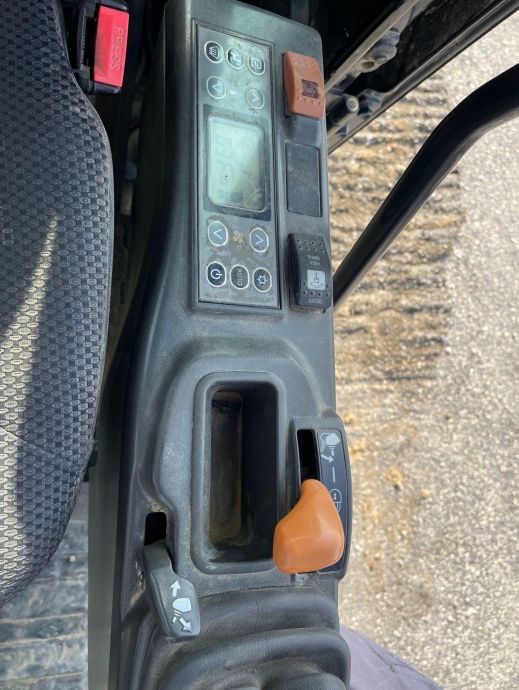 Image for 2020 Link Belt 350 X-4EX Excavator, Hydraulic Thumb, 55” Digging Bucket