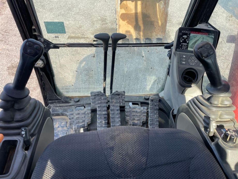 Image for 2020 Link Belt 350 X-4EX Excavator, Hydraulic Thumb, 55” Digging Bucket