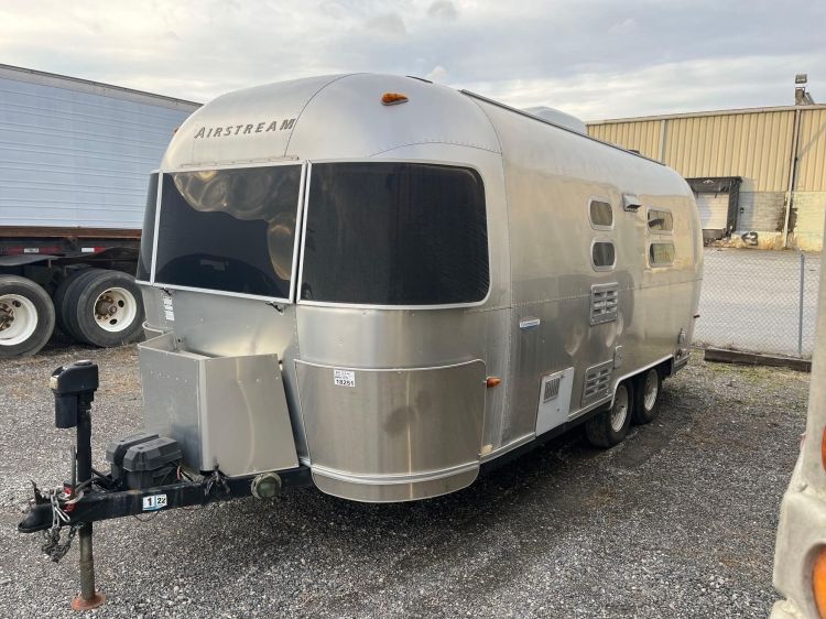 Image for 2004 Air Stream International CCD 22 Camper