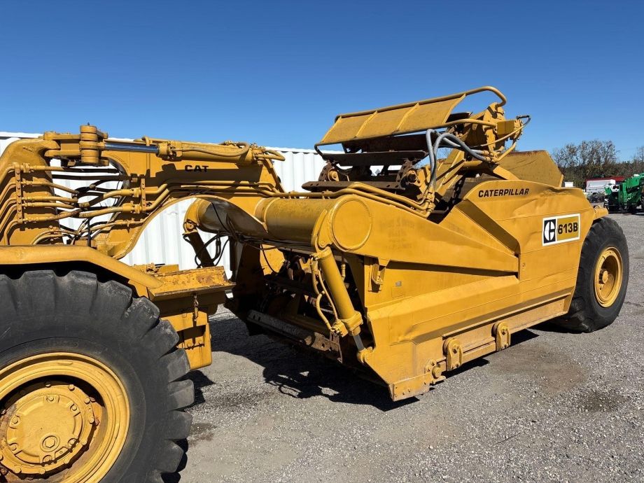 Image for CAT 613B Motor Scraper, Hours 5,601, Elevating, OROPS
