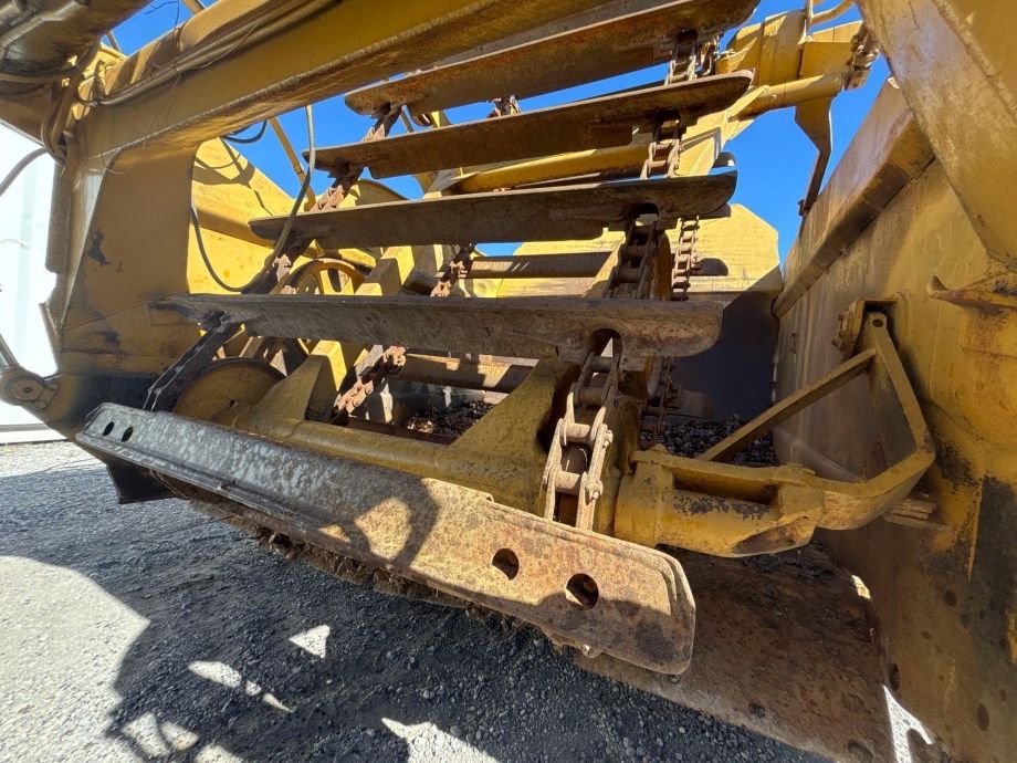 Image for CAT 613B Motor Scraper, Hours 5,601, Elevating, OROPS