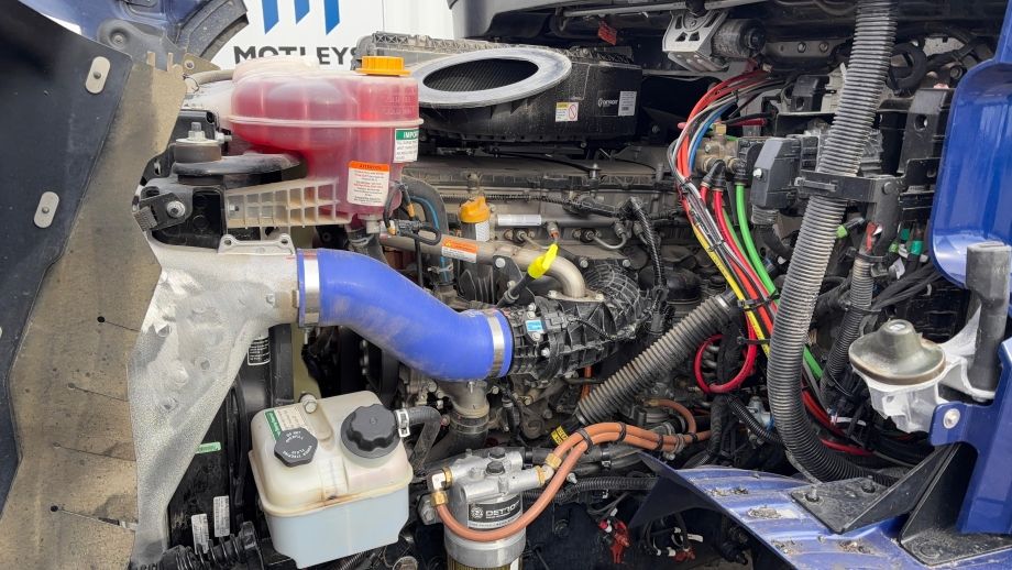 Image for 2025 Western Star 47X Quad Axle Dump Truck, Miles 28,462, 16’ Dump Bed, Hydraulic Dump Bed Door