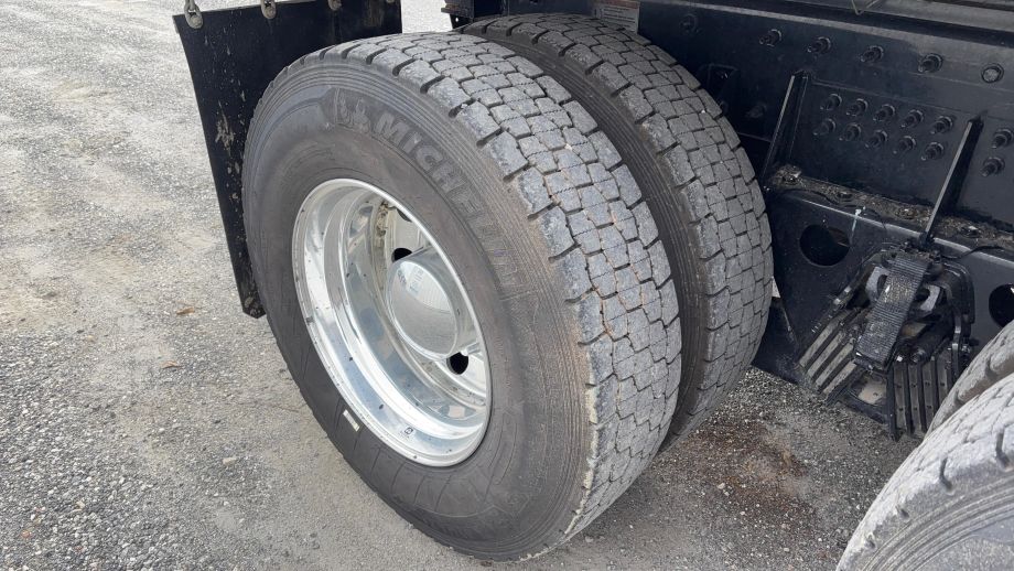 Image for 2025 Western Star 47X Quad Axle Dump Truck, Miles 28,462, 16’ Dump Bed, Hydraulic Dump Bed Door